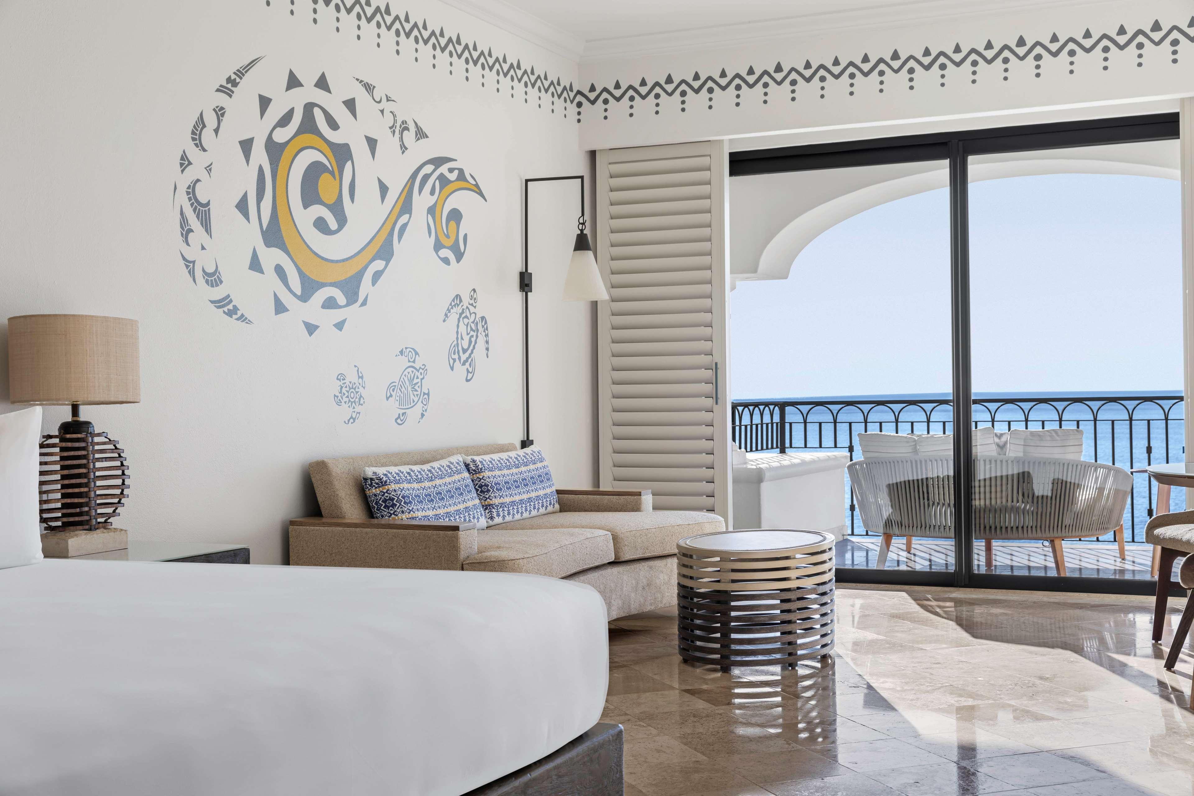 Altamar Family Room One King Bed Two Queen Beds Ocean View,1758303313:JPEG