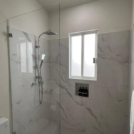 El Encanto Inn & Suites-3